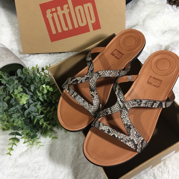 fitflop strata slide